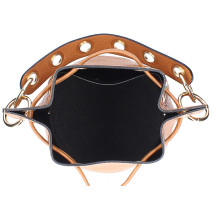 Biela vaková kožená kabelka 5319