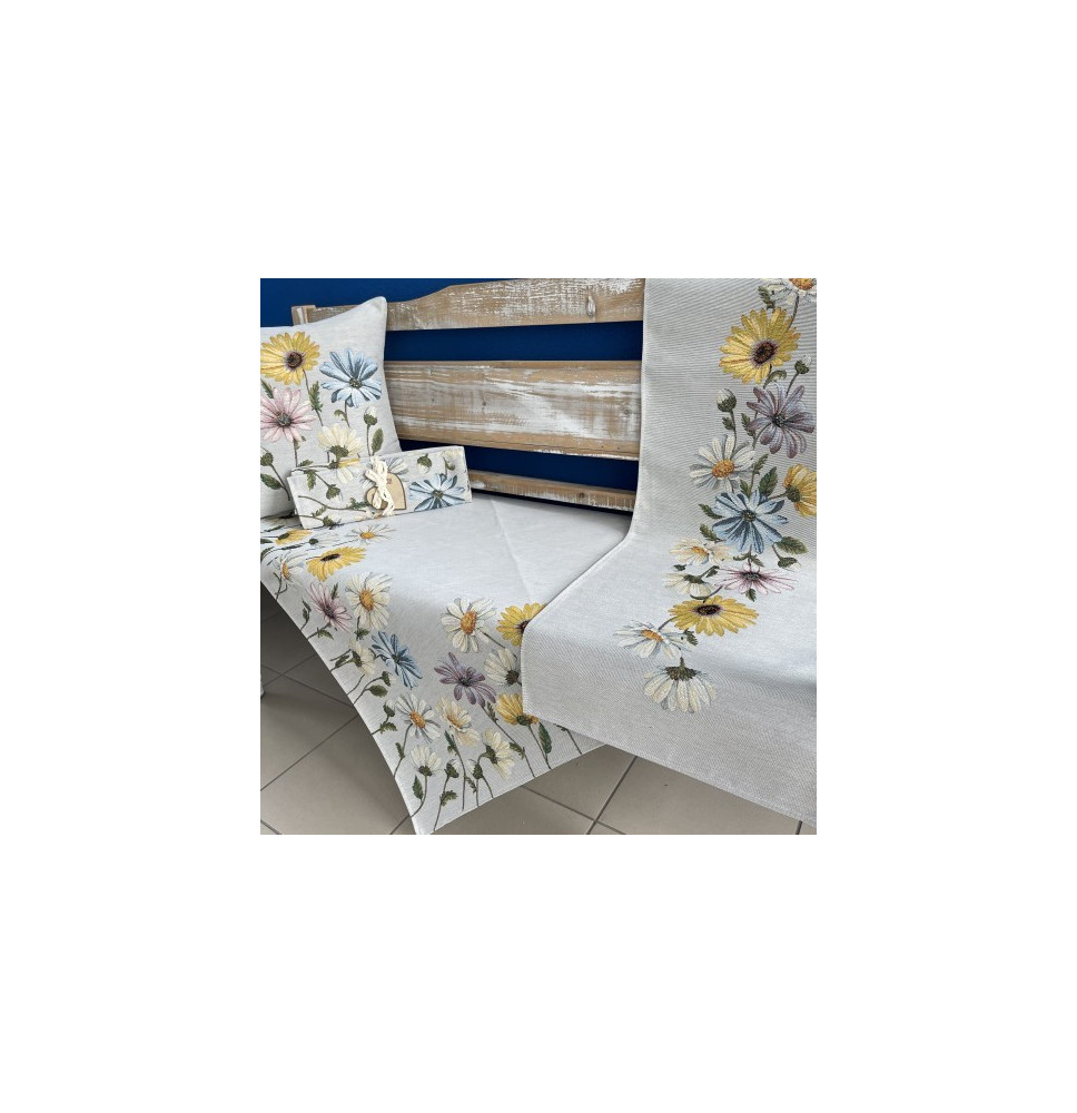 Gobelin tablecloth 100x100 cm Lima 035