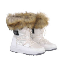 Women's winter ankle boots white