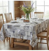 Tablecloth with taupe hearts