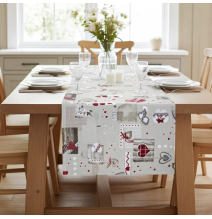 Behúň na stôl jemné červené srdiečka