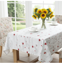 Bavlněný ubrus červené srdíčka